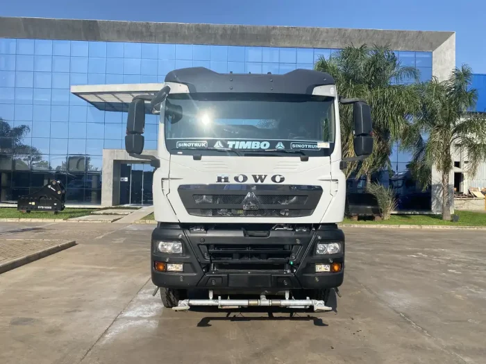 Sinotruk Howo TX 336 Tanque Regador 20mil LTS (2)