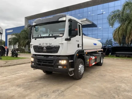 SINOTRUK HOWO TX 266 TANQUE COMBUSTIBLE DE 8MIL LTS (3)